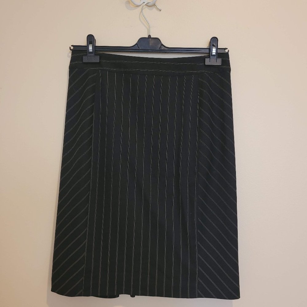 Black stripe skirt
